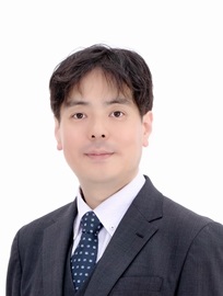 インストラクター