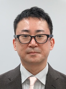 インストラクター
