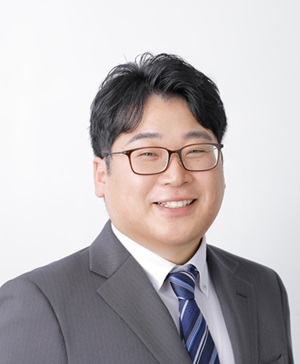 インストラクター