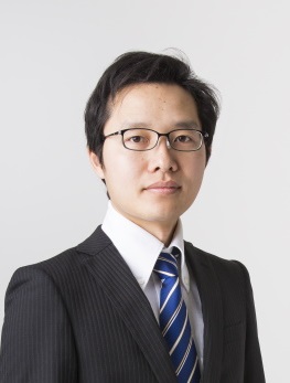 インストラクター